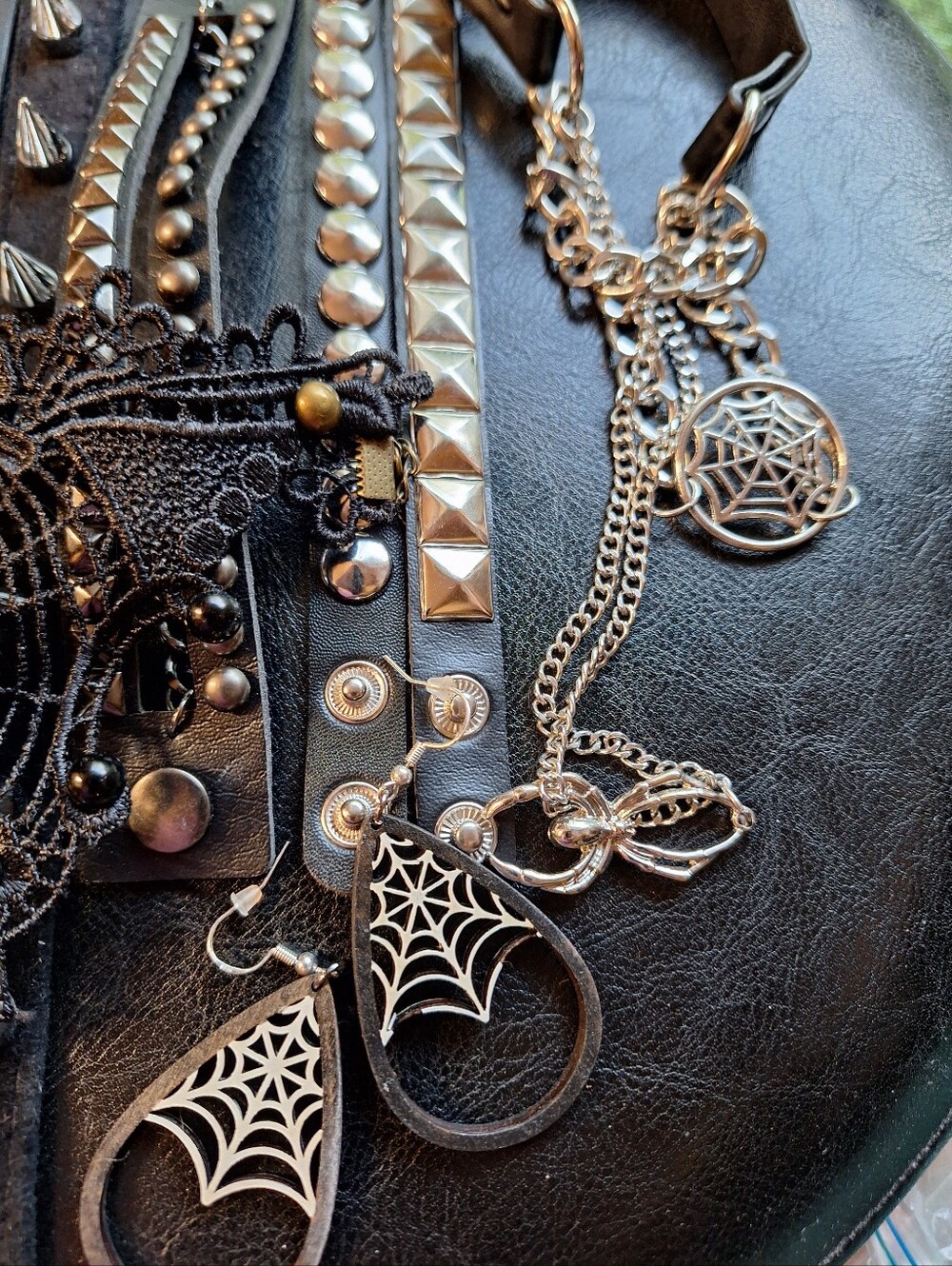 Black Gothic Lace Choker with Stud and Chain Accents Spider Lot Fashion DRESS UP - Picture 3 of 5